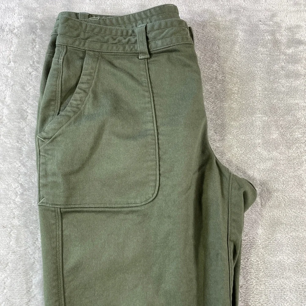 Mountain Hardwear Dynama Pants Womens 8 Green Hiking Utility Outdoor Light